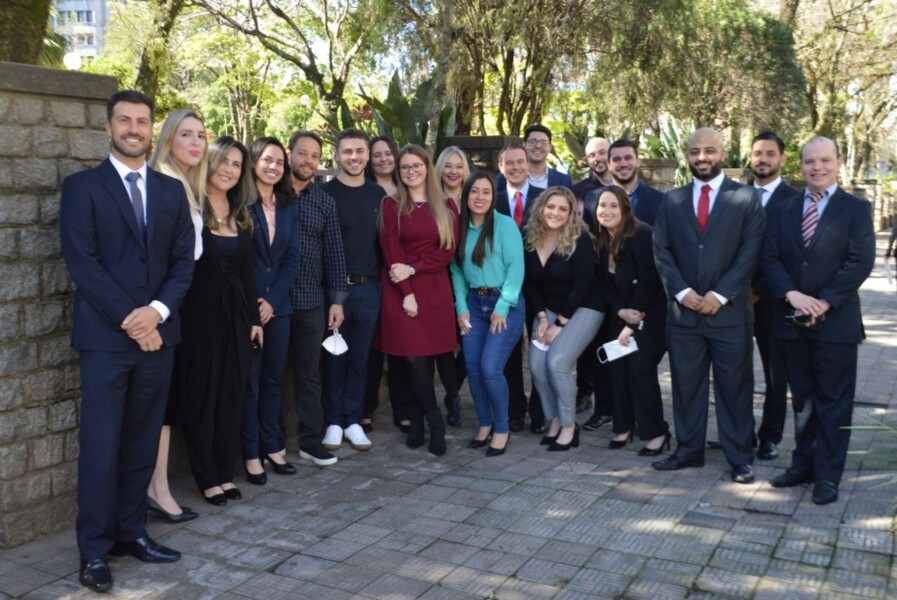 agrifoglio-vianna-30-anos-de-tradicao-no-direito-securitario