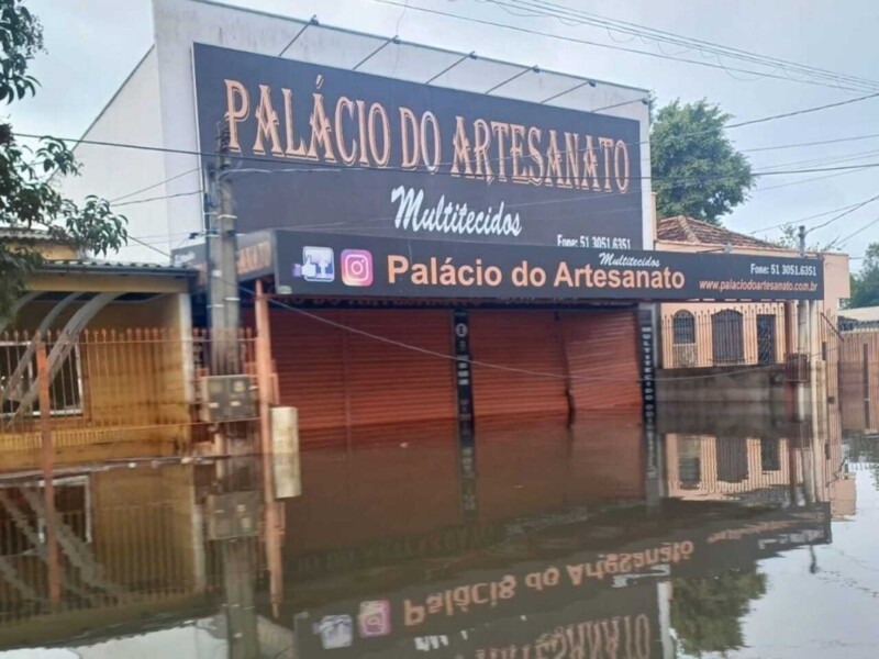 empreendedora-enfrenta-destruicao-das-cheias-sem-cobertura-de-seguro-em-canoas