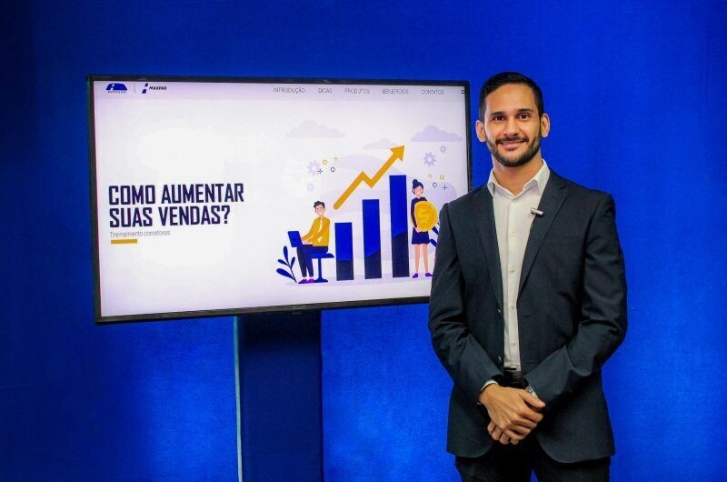 autoglassmaxpar-realiza-treinamento-para-auxiliar-corretores-a-terem-sucesso-com-as-vendas