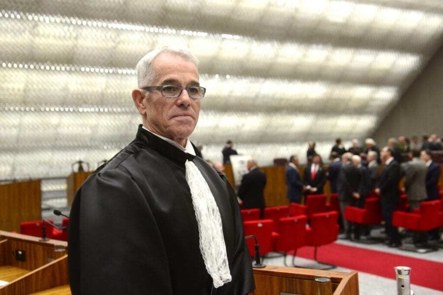 ministro-do-stj-destaca-que-corretor-de-seguros-e-profissao-com-futuro-garantido