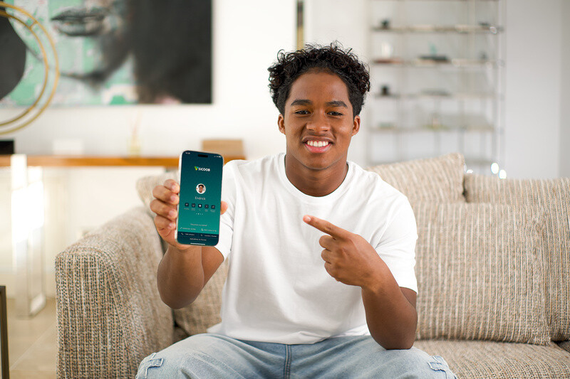 sicoob-escala-endrick-e-zico-como-seus-novos-embaixadores