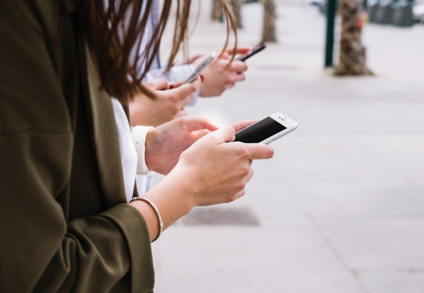 seguro-para-celular-cresce-no-brasil-em-meio-a-alto-indice-de-furtos-e-roubos