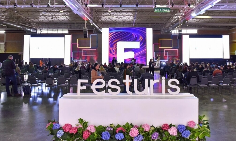 coris-leva-stand-interativo-e-experiencia-premiada-para-a-festuris-2024-em-gramado