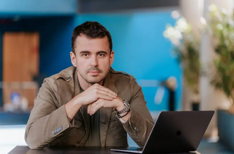 mag-seguros-fortalece-conexoes-atraves-do-crescimento-dos-podcasts-no-brasil-2