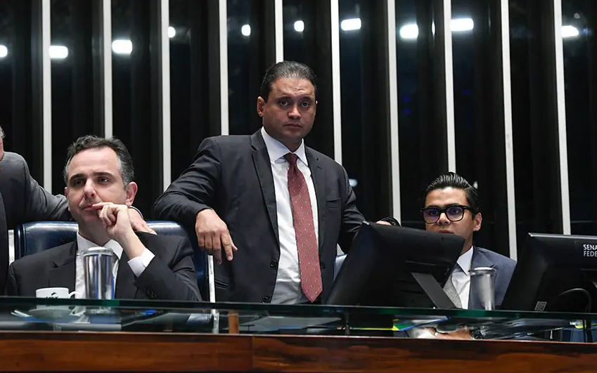 adiada-votacao-de-regulamentacao-das-cooperativas-de-seguro