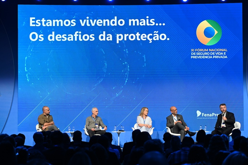 fenaprevi-especialistas-discutem-os-desafios-das-seguradoras-para-atrair-novos-publicos