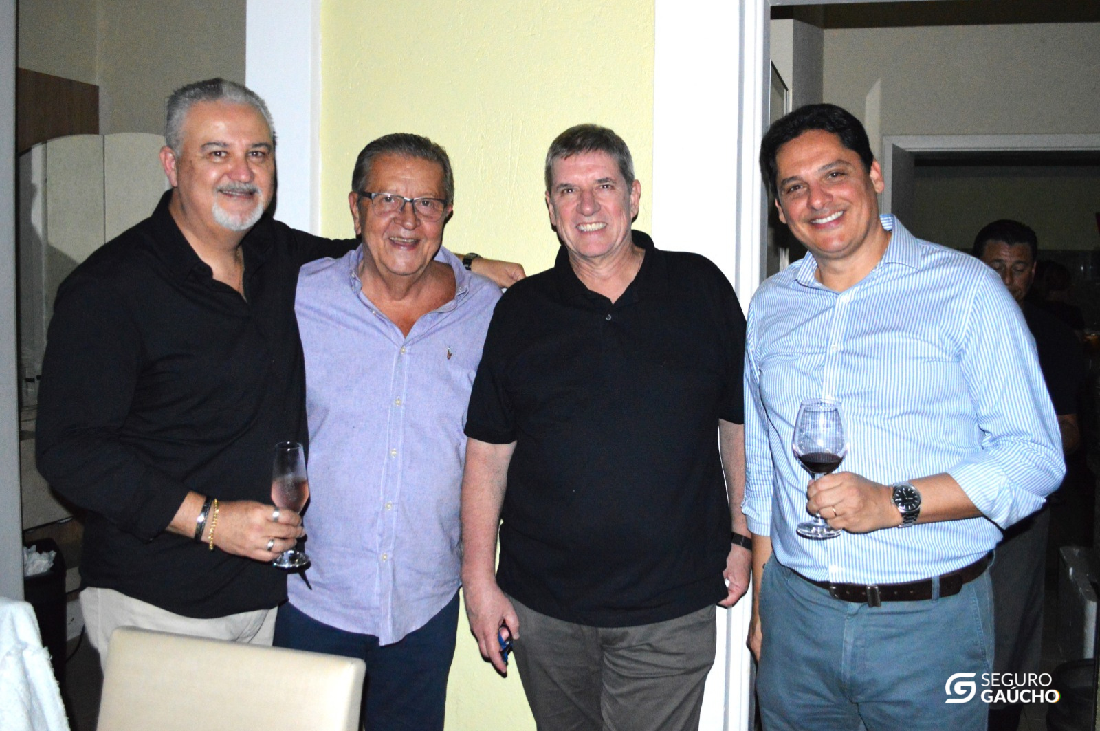 seguro-gaucho-clube-bolinha (12).png