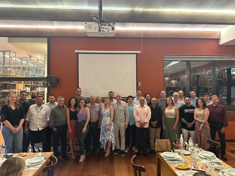 jantar-festivo-celebra-os-21-anos-de-fundacao-da-unics-brasil