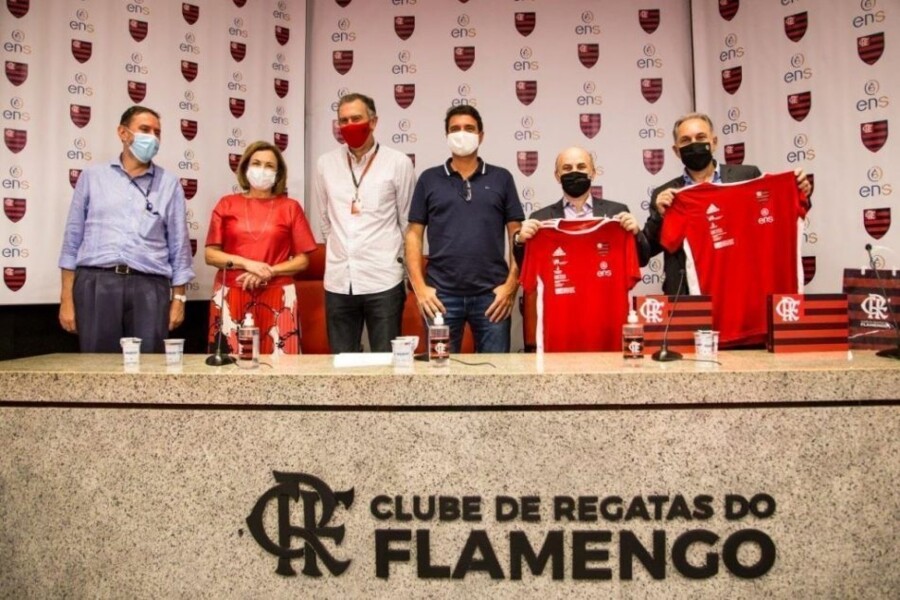 a-equipe-de-natacao-do-rubro-negro-carioca-agora-e-flamengo-ens