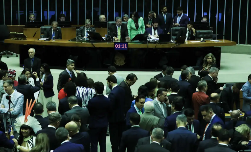 camara-revoga-novo-seguro-dpvat-e-limita-bloqueio-de-emendas