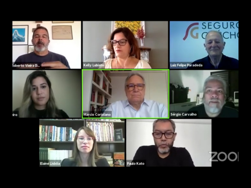 jornalistas-entrevistam-presidente-da-cnseg-no-mesa-redonda-do-cqcs