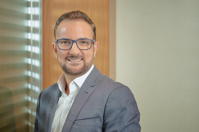 em-terra-de-robos-quem-tem-coracao-e-rei