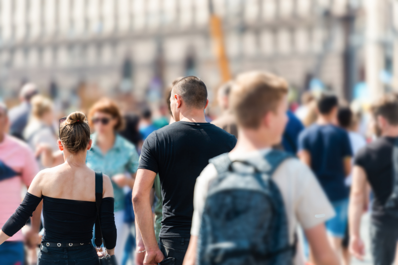 cresce-a-adesao-de-jovens-a-seguros-de-vida-com-cobertura-para-doencas-graves-aponta-estudo-da-azos