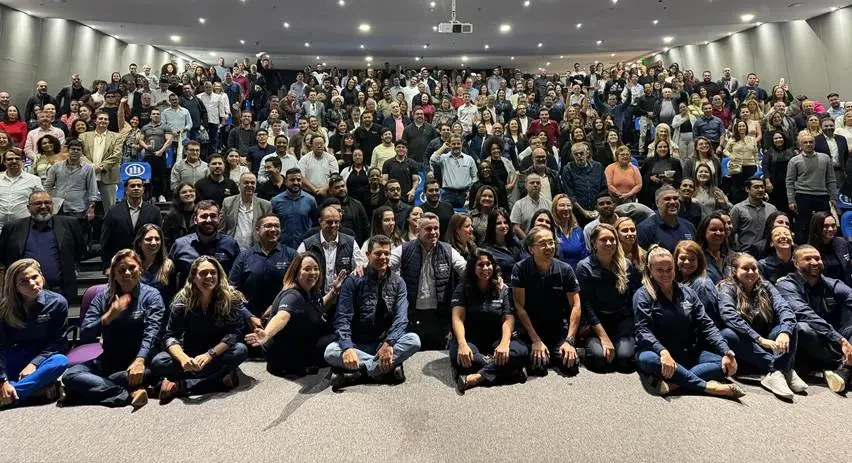 allianz-promove-evento-de-capacitacao-em-frotas-com-casa-cheia-no-teatro-renaissance