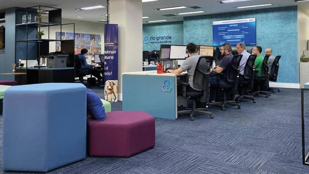 no-ano-da-enchente-seguradora-com-fatia-gaucha-pagou-r-12-bilhao-em-indenizacoes-e-resgates