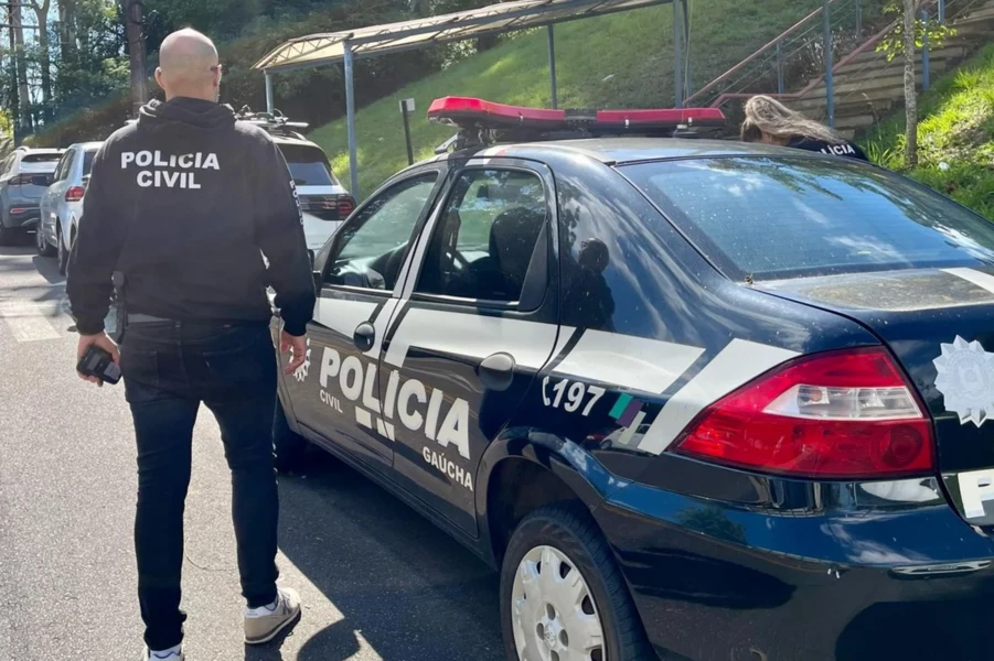 rs-mulher-e-presa-apos-confessar-que-simulou-furto-do-proprio-carro-para-dar-golpe-em-seguradora