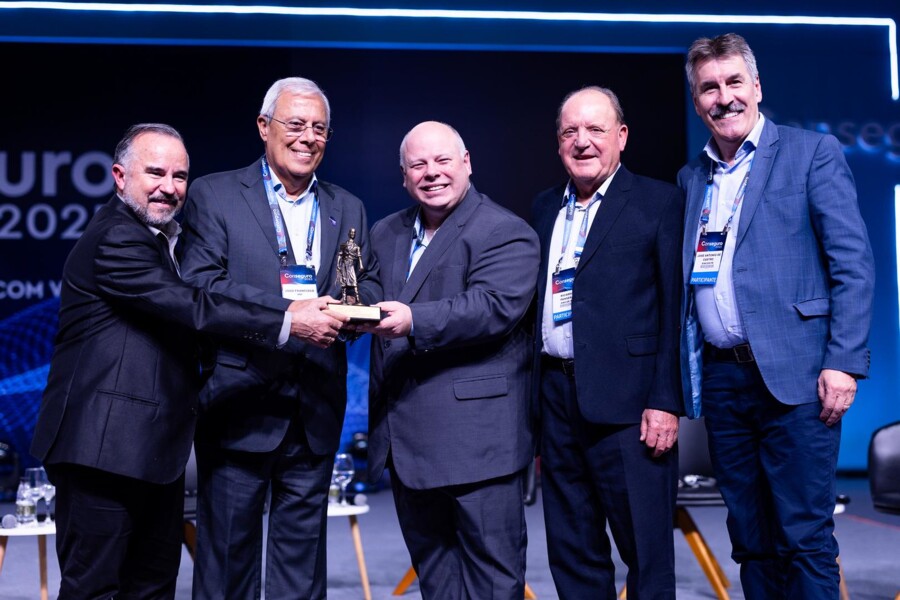 brasesul-2025-presta-homenagem-especial-a-joao-francisco-borges-da-costa-durante-o-conseguro