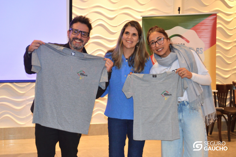 ong-doutorzinhos-leva-arte-e-alegria-ao-encontro-do-clube-da-pedrinha-rs