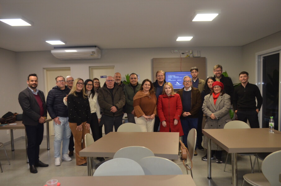 capemisa-leva-alfaiate-do-seguro-a-novo-hamburgo-em-palestra-que-une-experiencia-de-vida-e-estrategia-de-vendas