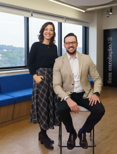 avla-anuncia-julia-guimaraes-como-superintendente-comercial-de-assessorias