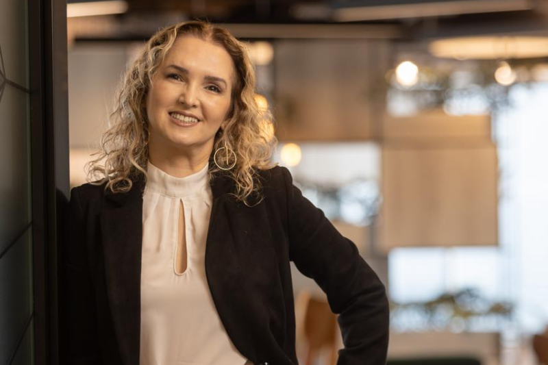 stone-lanca-seguro-inedito-com-cobertura-para-burnout