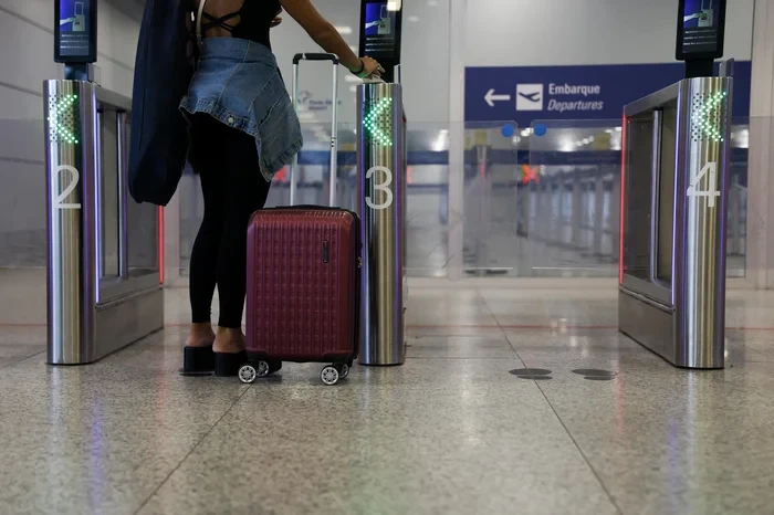 saiba-por-que-a-procura-por-seguro-viagem-mais-que-dobrou-no-rs-em-2025