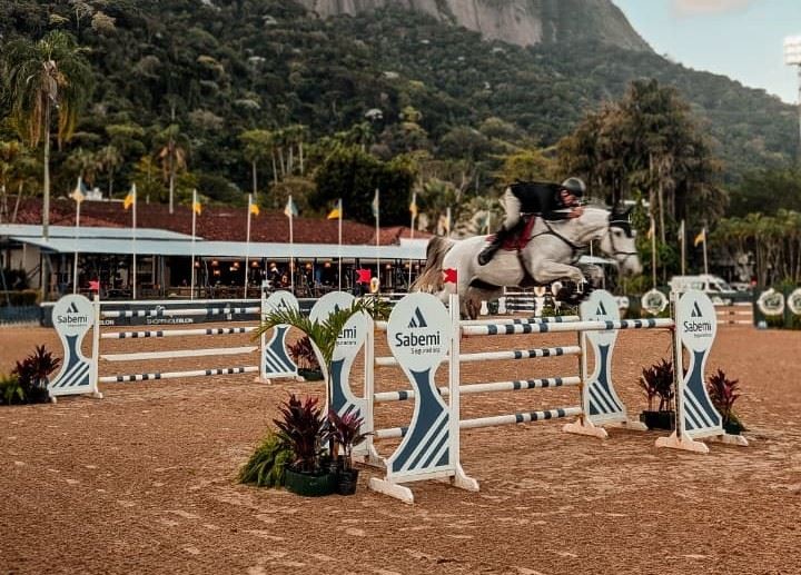 road-show-e-competicao-de-hipismo-marcam-os-52-anos-da-sabemi