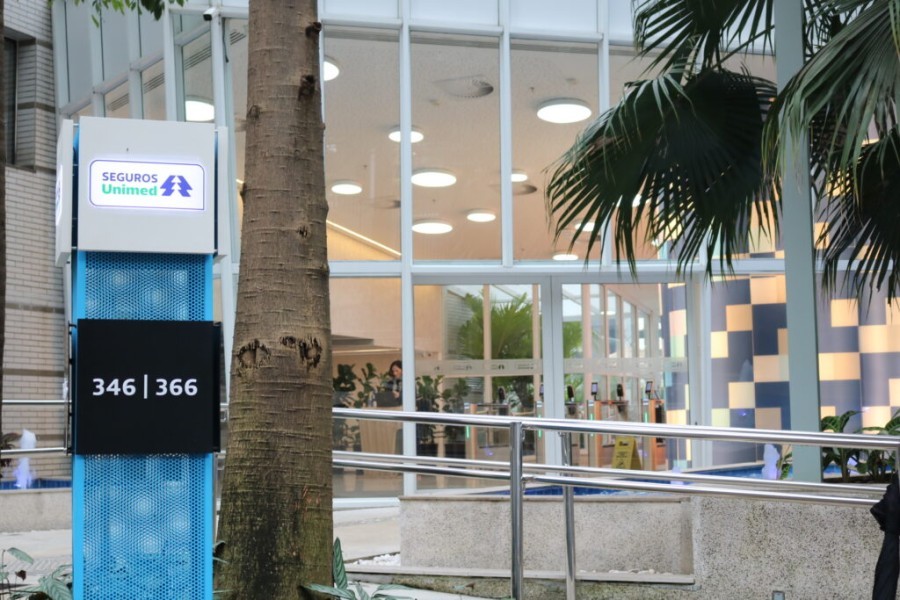seguros-unimed-apresenta-novo-produto-no-conec-2025