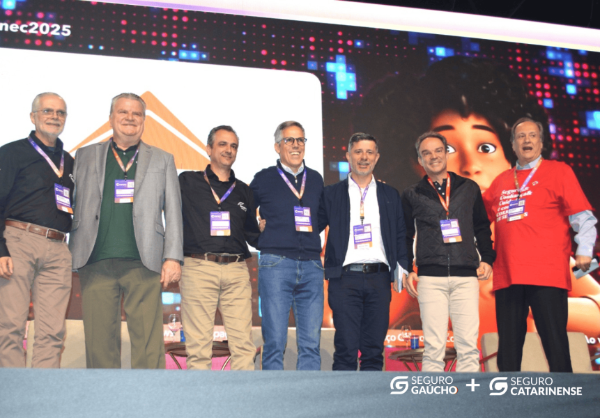 conec-2025-lideres-de-seguradoras-debatem-a-transformacao-digital