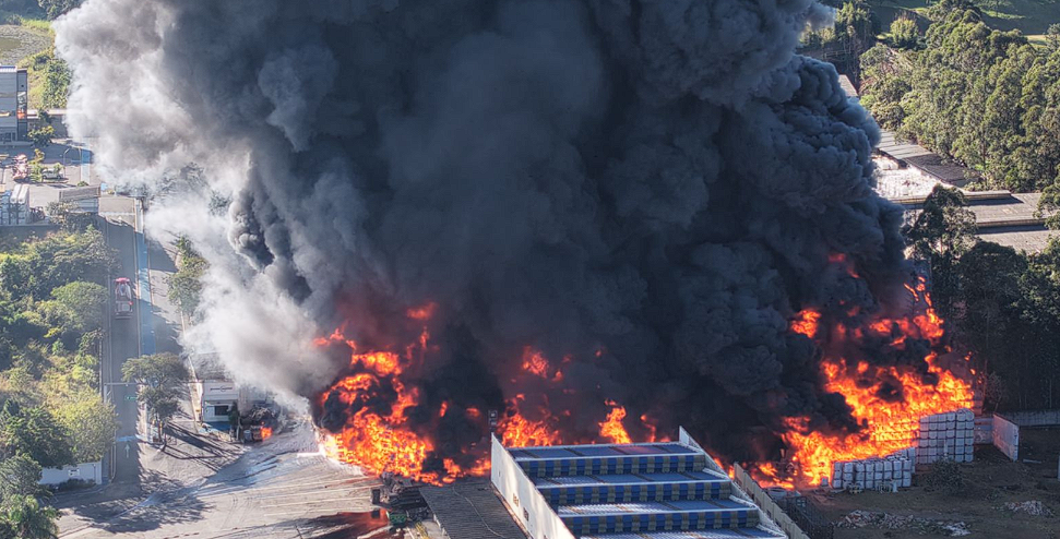 incendio-em-sao-bernardo-tragedia-prejuizos-e-o-papel-da-protecao-corporativa