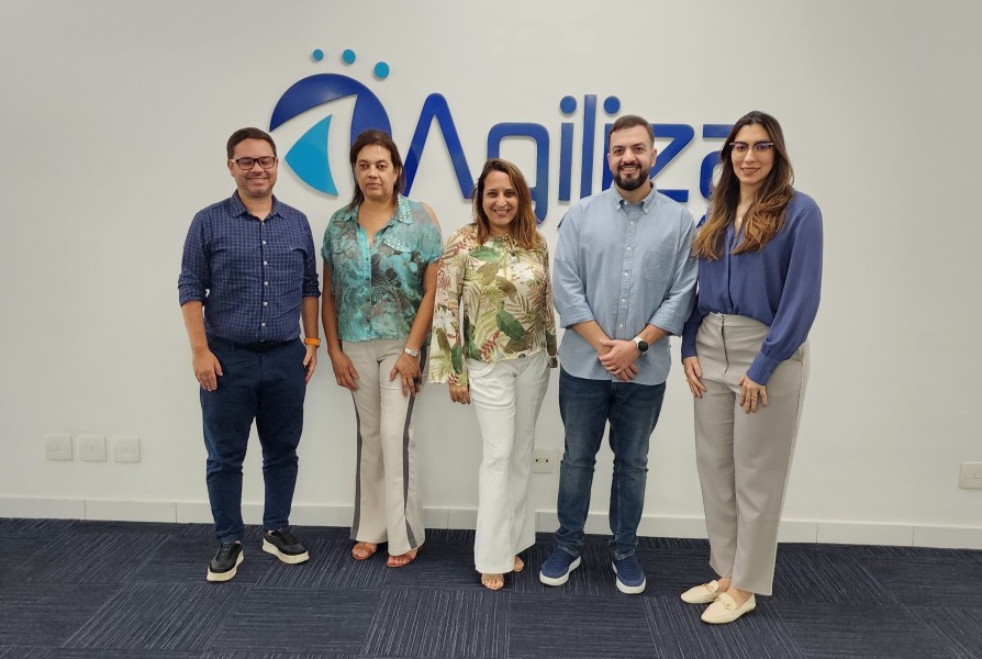 assistencia-24h-vira-trunfo-competitivo-parceria-entre-fazseg-e-agiliza-mostra-caminho-para-o-corretor-em-2026