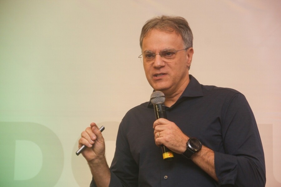 painel-com-cesar-saut-destaca-resiliencia-e-acoes-de-contingencia