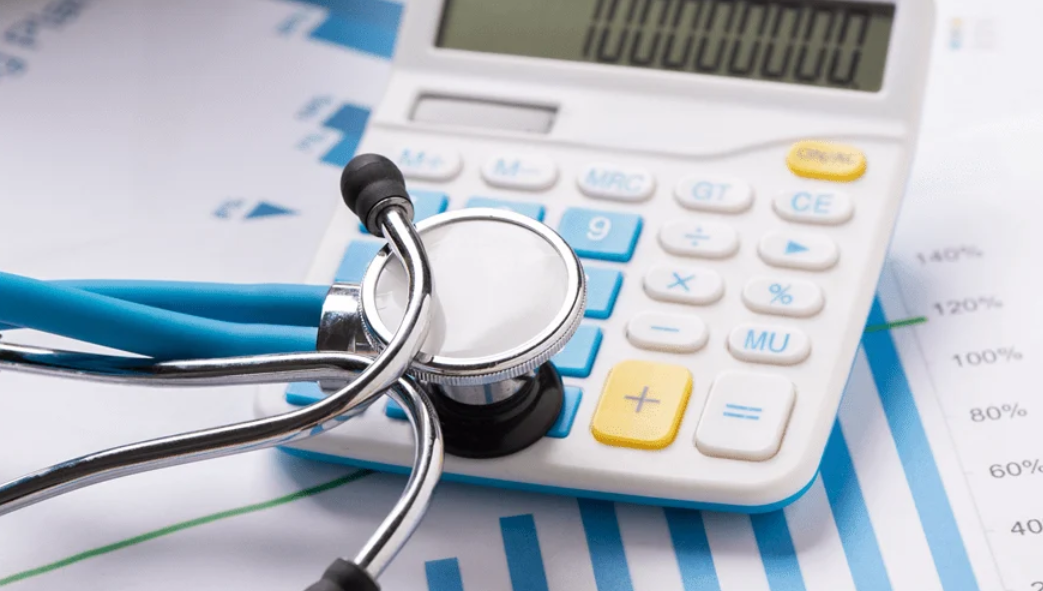 juiza-valida-reajustes-em-plano-de-saude-coletivo-com-tres-pessoas