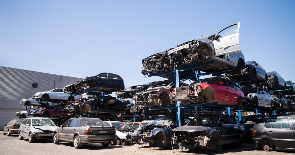 descarte-de-veiculos-atingidos-pelas-enchentes-no-rs-guia-para-proprietarios-sem-seguro