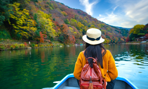 por-que-millennials-e-gen-z-planejam-viagens-de-forma-tao-diferente