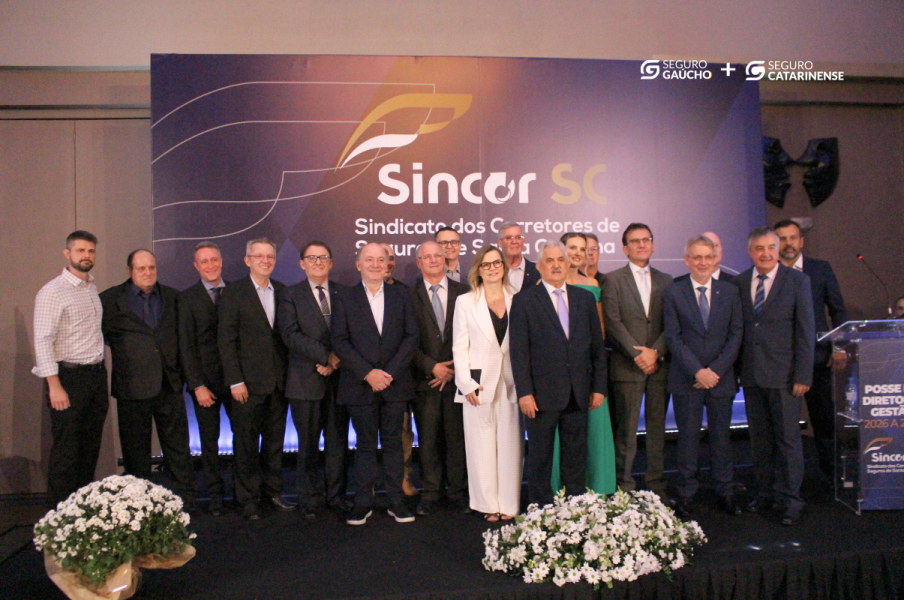sincorsc-empossa-nova-diretoria-durante-jantar-festivo-em-blumenau