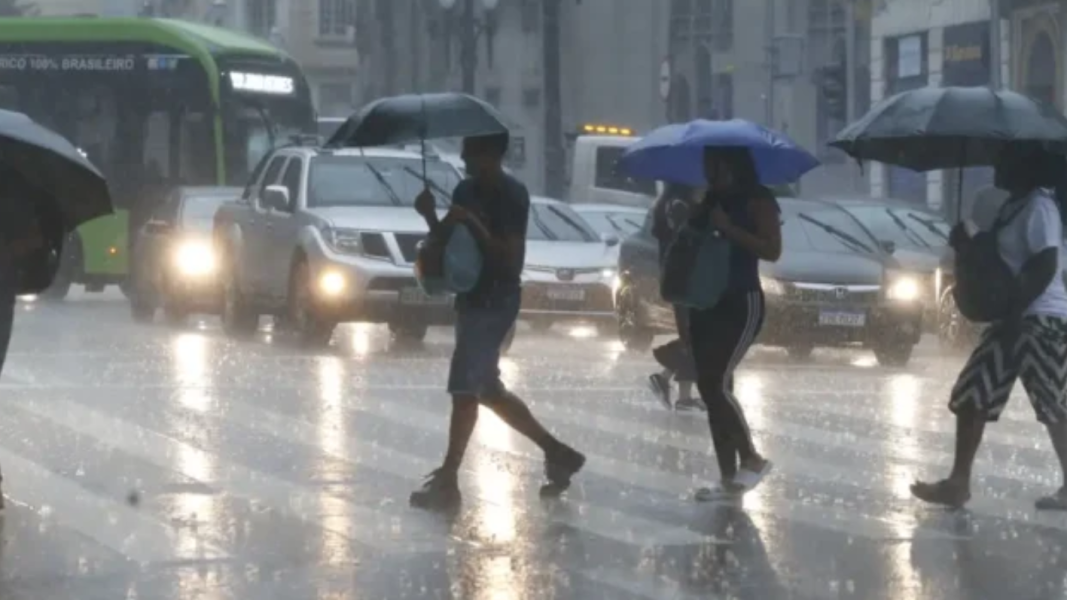 tempestades-acendem-alerta-para-protecao-de-casas-e-negocios