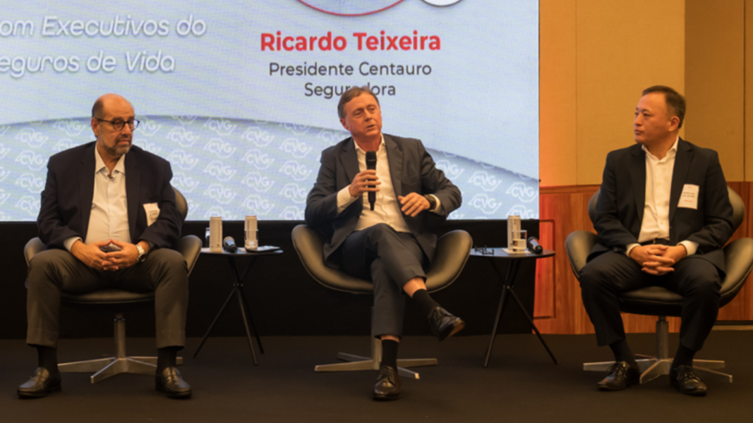 centauro-seguradora-reforca-debate-sobre-expansao-do-seguro-de-vida-nos-45-anos-do-cvg-sp