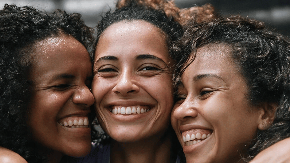 bvix-destaca-a-importancia-do-seguro-amparo-mulher-durante-o-agosto-lilas