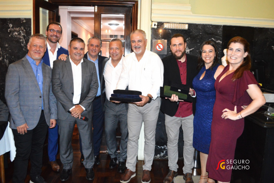 trajetoria-de-sucesso-atuaria-brasil-realiza-jantar-para-celebrar-seus-20-anos-de-atividade