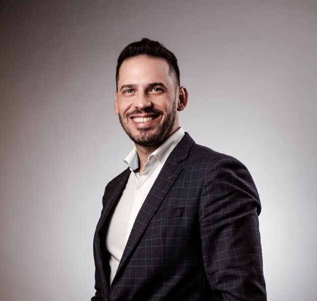 mapfre-ressalta-portfolio-completo-e-compartilha-estrategias-para-impulsionar-vendas-no-congresso-brasileiro-de-corretores-de-seguros