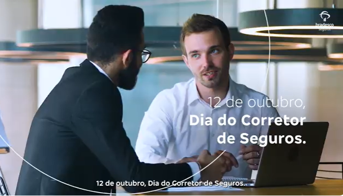 zeze-motta-e-a-voz-da-homenagem-feita-pelo-grupo-bradesco-seguros-ao-corretor-de-seguros