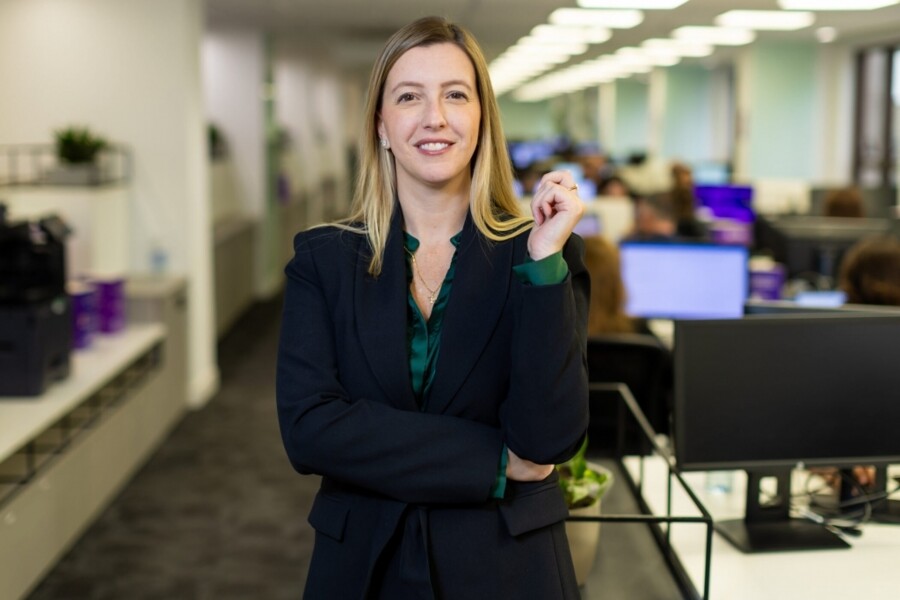 diretora-da-junto-seguros-destaca-importancia-do-seguro-garantia-para-evitar-paralisacao-de-obras-publicas