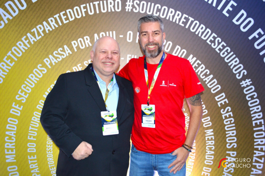 presidentes-do-sindsegrs-e-sincor-rs-avaliam-o-congresso-dos-corretores-de-seguros