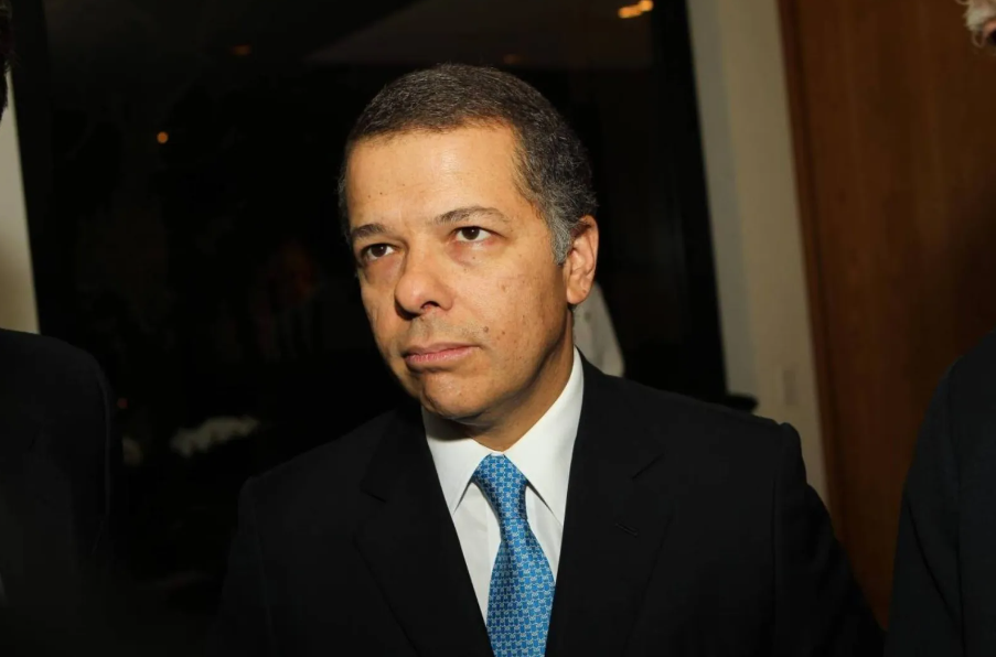 quem-e-junior-seripieri-empreendedor-que-comprou-a-amil-por-r-11-bilhoes