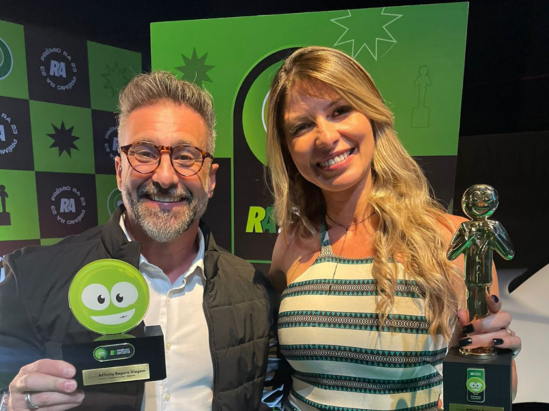 affinity-vence-premio-reclame-aqui-2023-na-categoria-turismo-e-lazer-seguros