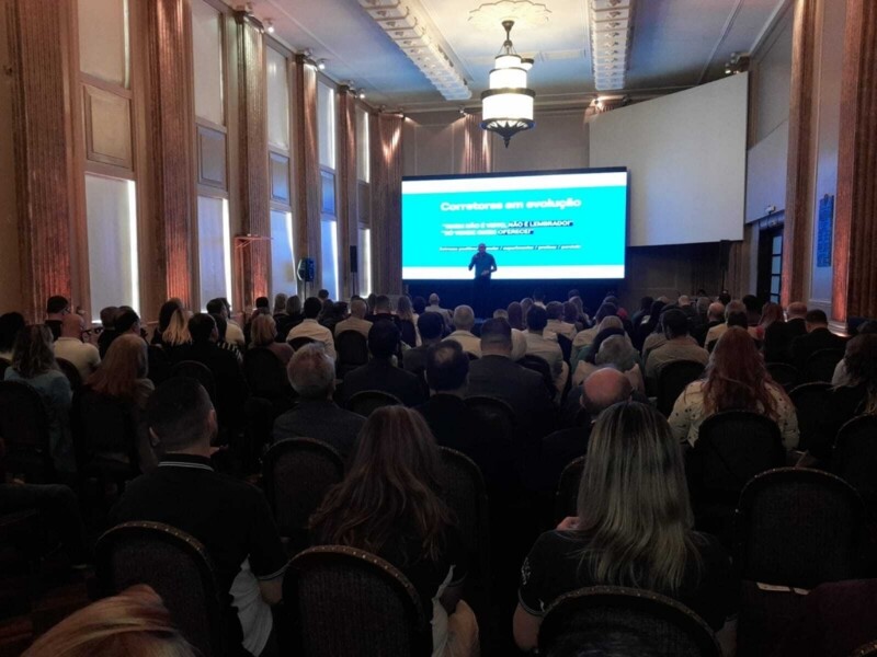 tendencias-e-oportunidades-para-o-corretor-foi-o-tema-abordado-pela-porto-no-seminario-do-sincor-rs-na-capital
