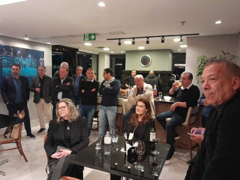 nova-reitoria-do-clube-da-bolinha-do-rs-toma-posse-em-noite-de-celebracao-e-integracao-do-mercado-se-seguros