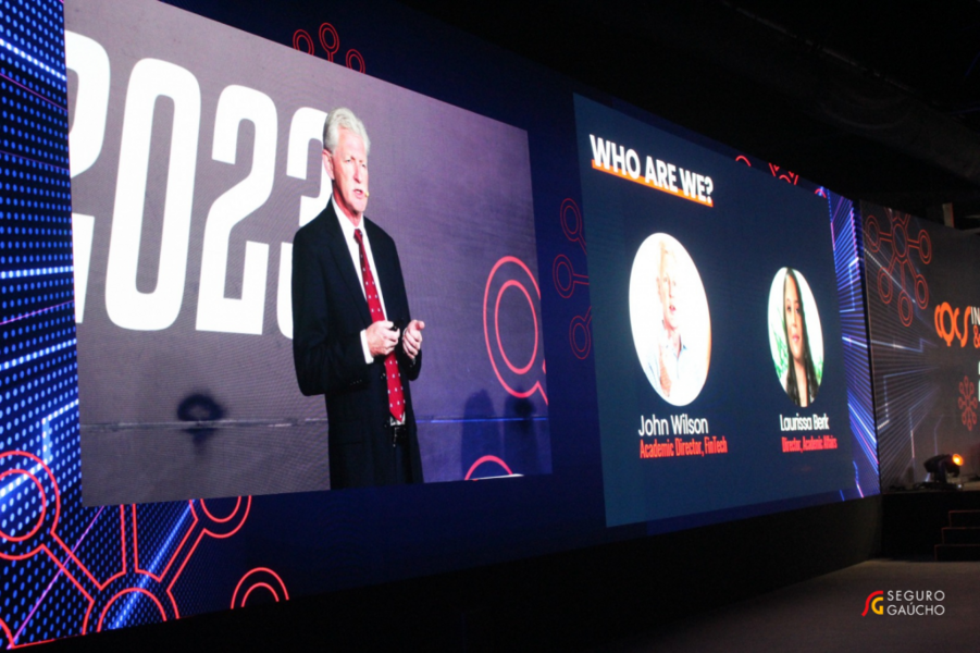 segundo-dia-do-cqcs-insurtech-innovation-2023-repete-o-sucesso-da-abertura-sim-o-seguro-e-sexy