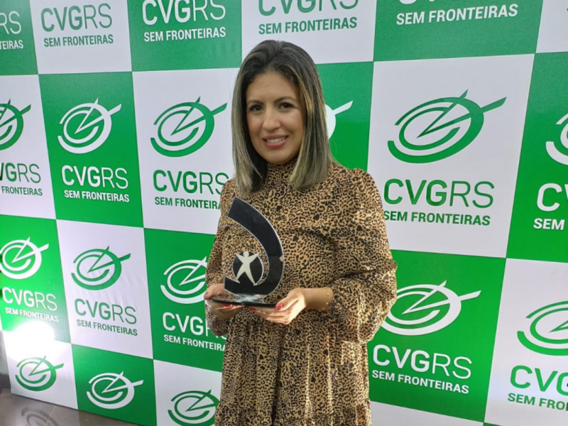 na-regiao-da-serra-gaucha-alexandra-costa-teve-atuacao-comercial-destacada-e-premiada-gratificante